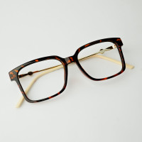 Oriana square frame 8070-secondary